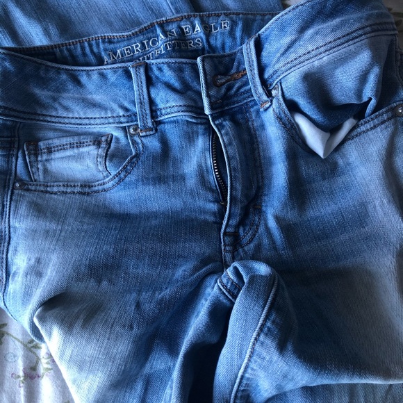 American Eagle Jeans - Picture 2 of 4